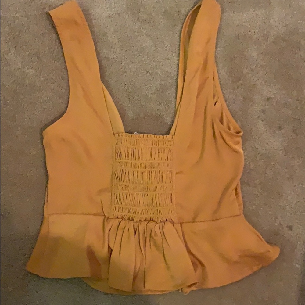 V neck cropped tank top - Picture 3 of 3